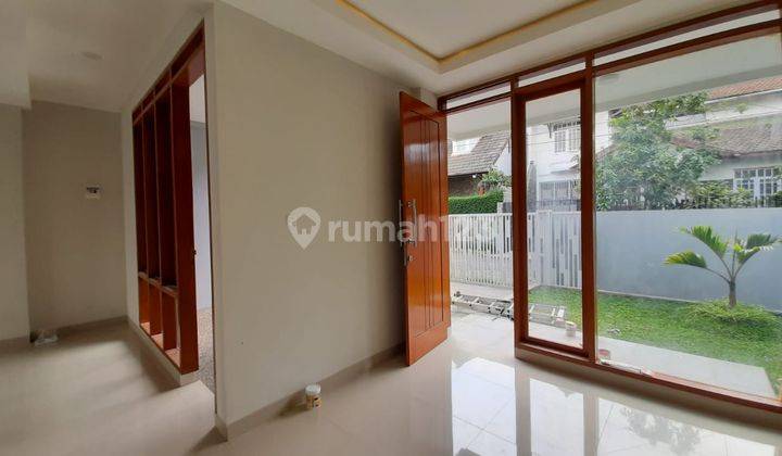 Dijual Rumah Baru View Kota Bandung di Cigadung 2