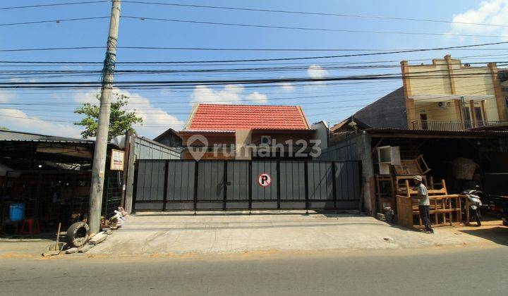 Rumah dan Toko Baru Jalan Nologaten Caturtunggal Depok Sleman Yogyakarta 1