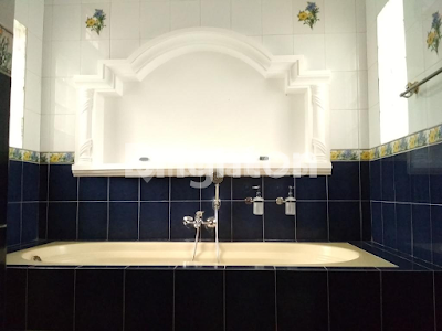 COMFORTABLE CLASSIC HOUSE NEAR BALI FLOWER CAFE