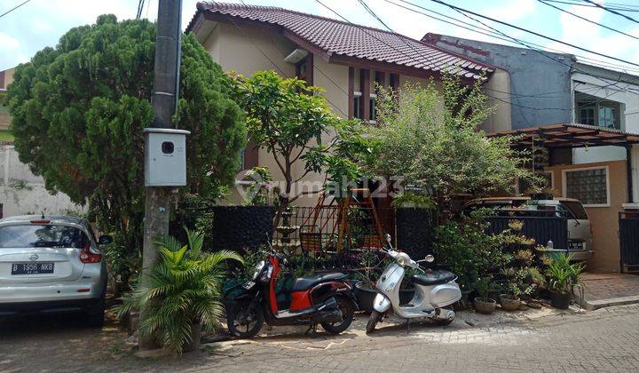 Rumah Bagus Hook 2, Sektor 4 Bintaro, Tangerang Selatan 1