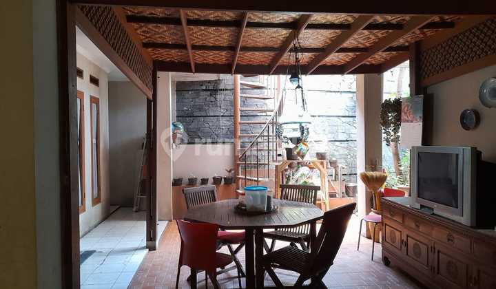 Well-maintained house in Rajamantri 2