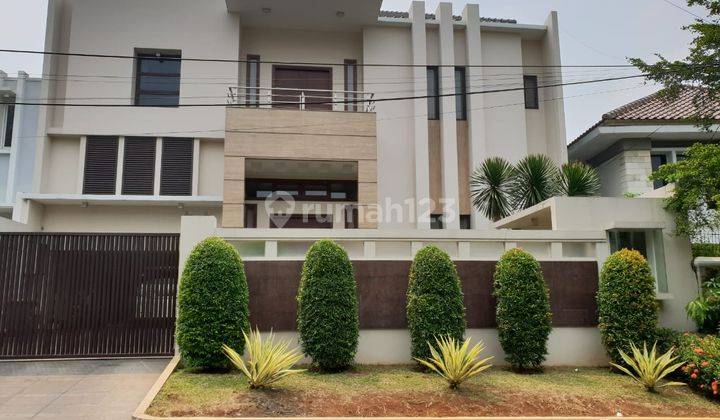 Rumah mewah dgn kolam renang dan taman di Pondok Indah 1