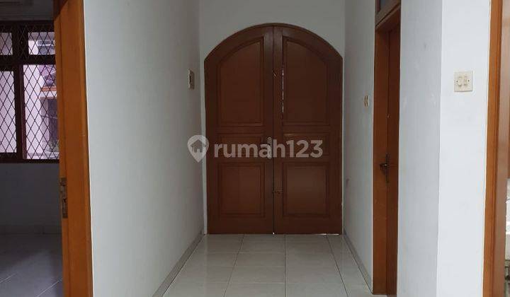 Rumah Siap Huni di Puri Indah 2