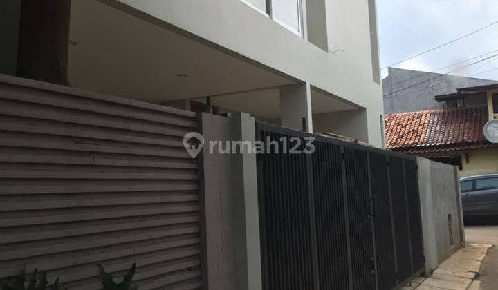 Rumah Bagus Siap Huni Di Kawasan Cilandak Jakarta Selatan 2