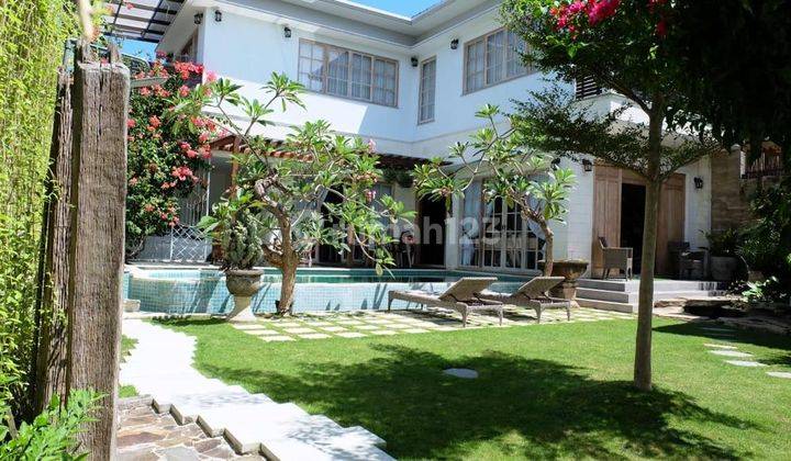 Di jual villa Seminyak Nakula 1