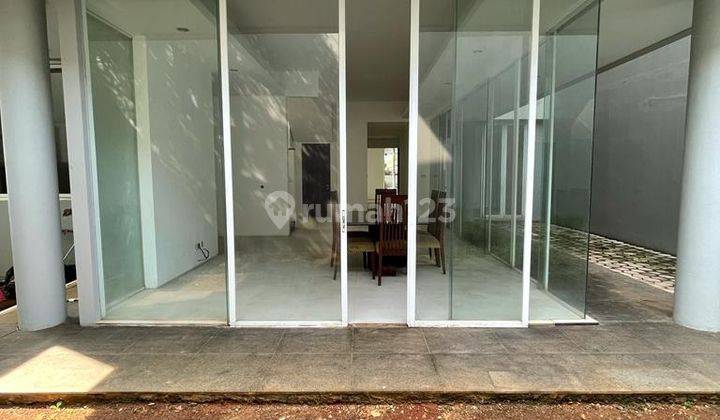 Rumah pinggir jalan raya di Senopati area Kebayoran Baru Jakarta Selatan 2