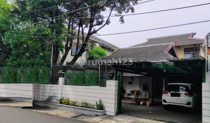 Rumah Luas Diarea Sukabumi Selatan Kebon Jeruk,  Akses Toll JORR & Pusat Bisnis Kebayoran Lama 1