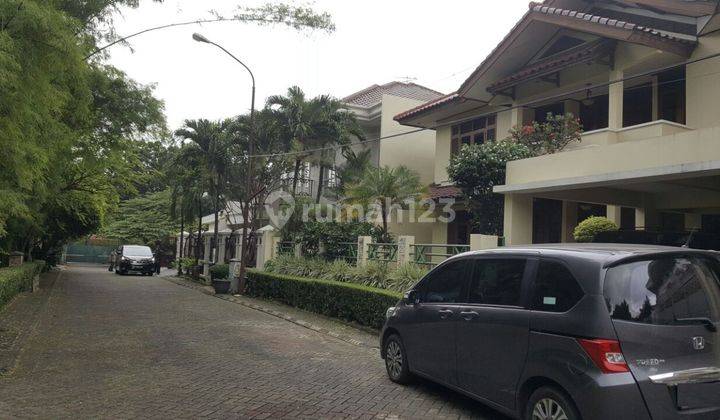 Rumah cantik,siap huni di bintaro jaya sektor 3 2