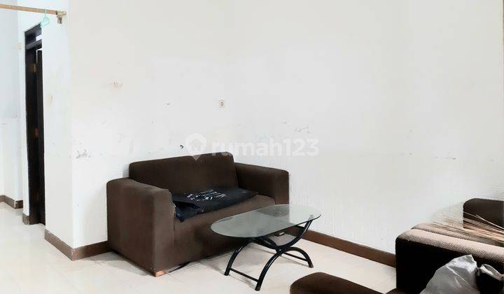 Rumah Bagus Semi Furnished Sertifikat Hak Milik di Nglempong 2