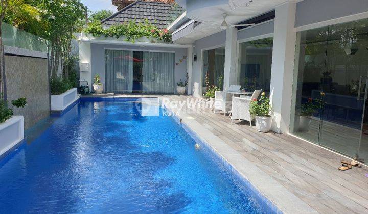 VILLA MODERN DI SEMINYAK  1