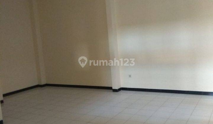 Rumah tengah kota semarang furnished siap pakai disewakan di graha padma semarang barat 2