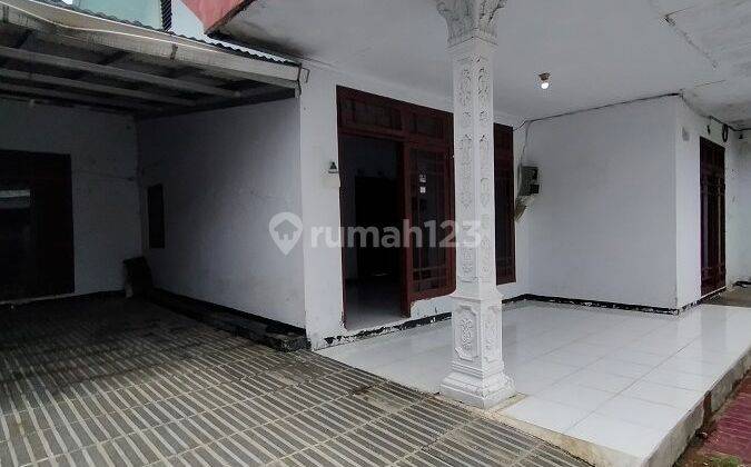 Rumah Tua di Utan Kayu Jakarta Timur 2