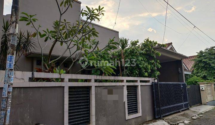 Jualurah Rumah Cantik Dekat Stan Di Bintaro Tangerang Selatan 1