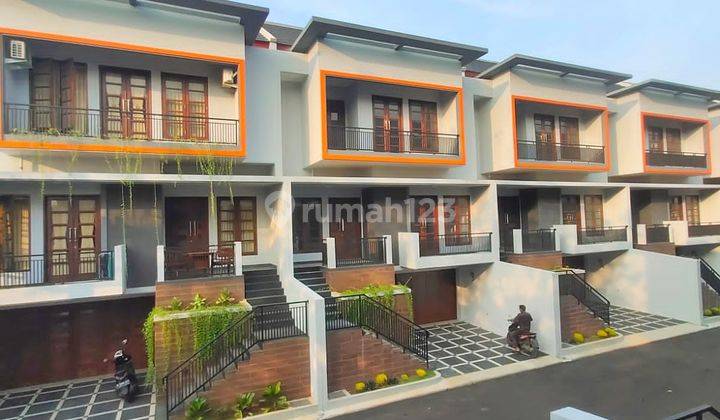 Rumah BARU Mewah 3 Lantai Siap Huni CLUSTER STRATEGIS Di Jalan CONDET Raya Jakarta Timur 2