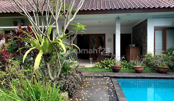 Rumah mewah harga murah di pusat kota bogor dekat kebun raya 1