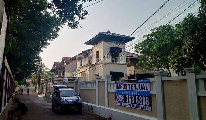 Rumah Minimalis Modern Luas di Jagarkarsa, Jakarta Selatan 2