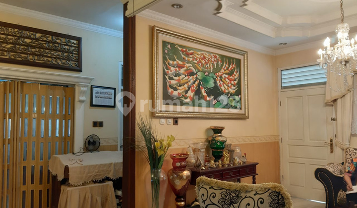 House by the Main Road in Tanah Kusir Price Reduced 2