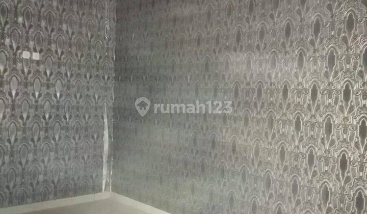 Rumah 3 Lantai Siap Huni Dijual di Metland Transyogi Cileungsi 2