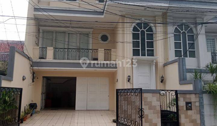 Rumah bagus 3 lt disetiabudi 1