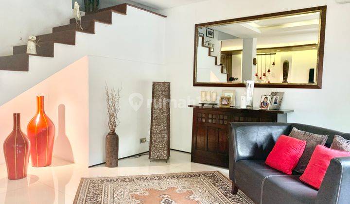 Rumah Cantik Minimalis 3 Lantai di Ciputat Bintaro Ajh01023 1