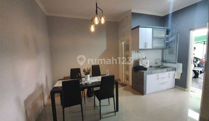 Rumah Minimalis2 Lantai  Town House Andir di dekat Pusat Kota Bandung 1