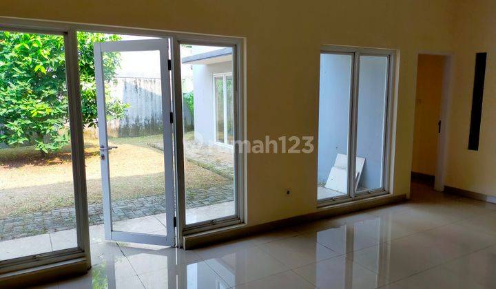 Rumah siap huni minimalis 2 lantai di Melati Mas 2