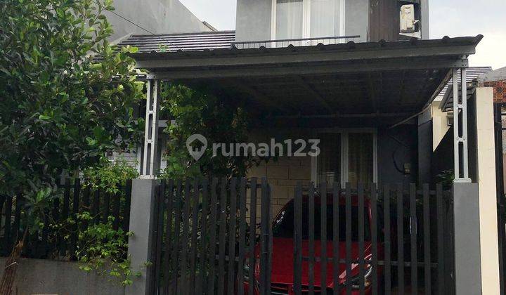 Rumah 2 Lantai Bagus Furnished Sertifikat Hak Milik 1