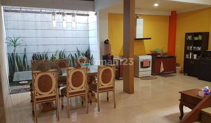 Rumah Minimalis 2 Lantai di Sayap Sukajadi Kota Bandung 1