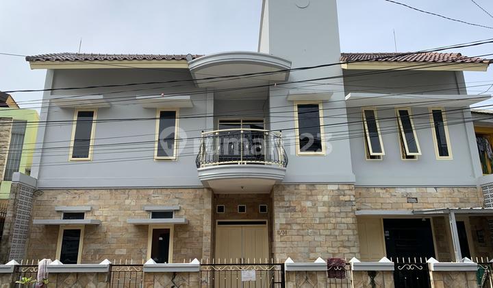 For Sale: Boarding House in Cikutra Baru, right behind ITENAS and Equitas campuses. 1