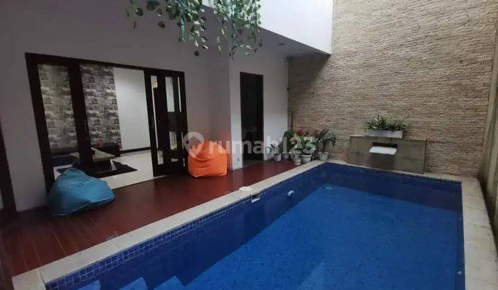 Rumah Bintaro Sektor 9 2,5 Lantai Furnish Swimming pool 1