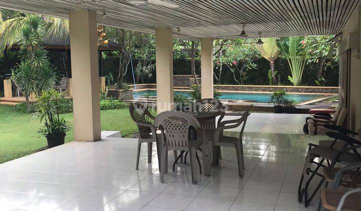 Rumah Dengan Private Pool Di Rempoa Jaksel 1