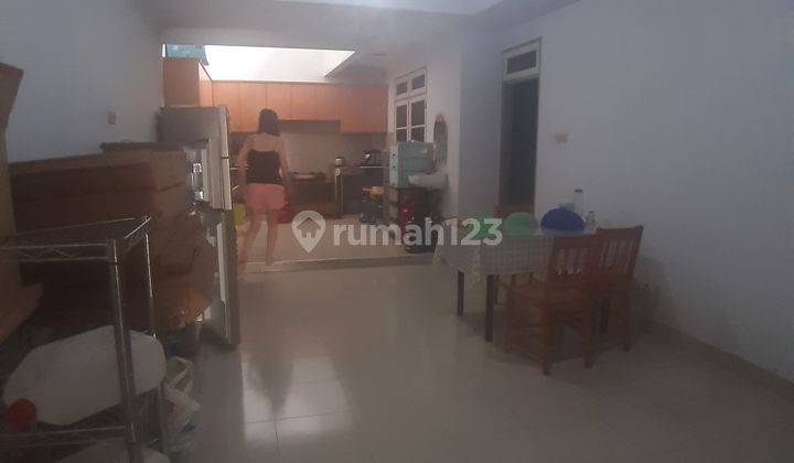 Rumah pik 2lantai layak huni 2