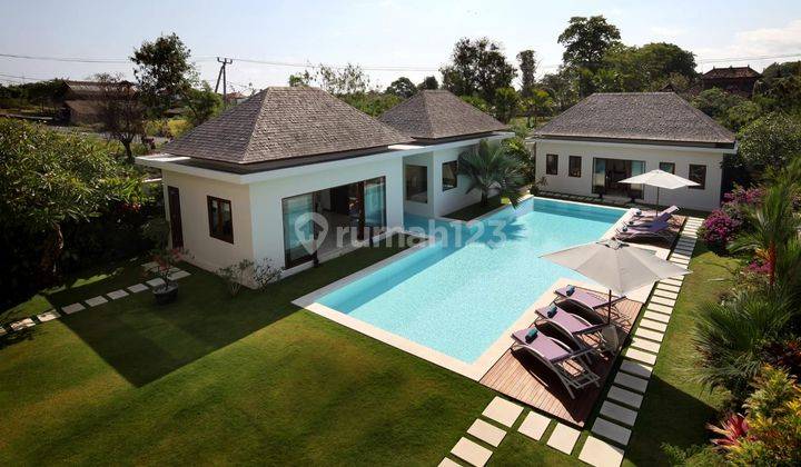 Villa Modern Lantai 2 Canggu Kuta Utara Badung Bali 2