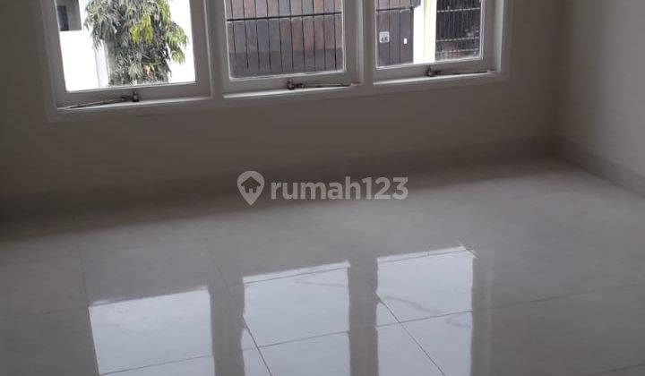 Rumah Full Renovasi Siap Huni Taman Cihanjuang 2