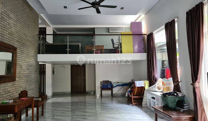 Rumah Modern Hook di Rawasari Cempaka Putih Jakarta Pusat 2