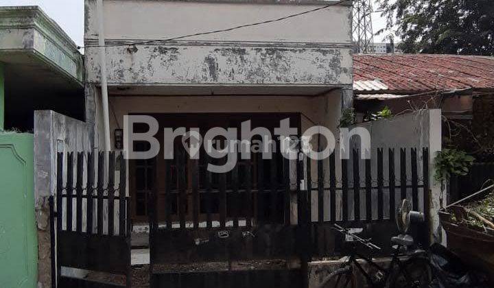 RUMAH DI KOMPLEK KEHAKIMAN UTAN KAYU JAKARTA TIMUR 1