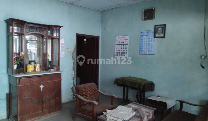 Dijual Rumah lama Hitung Tanah Daerah Pandansari Semarang Tengah 2