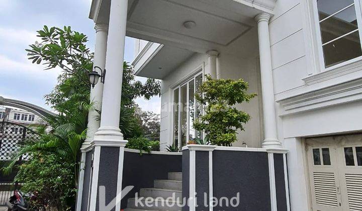 Dijual Rumah Mewah Classic di Ampera Kemang 2