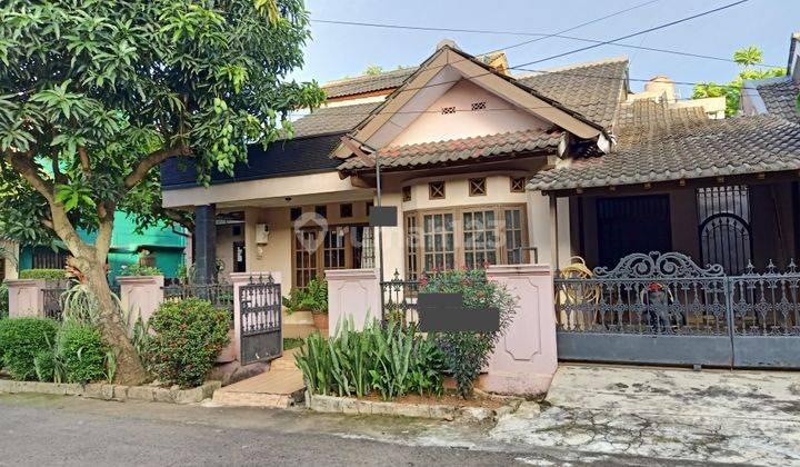 Rumah Hook dan Nyaman di Bukit Indah, Serua, Ciputat 1