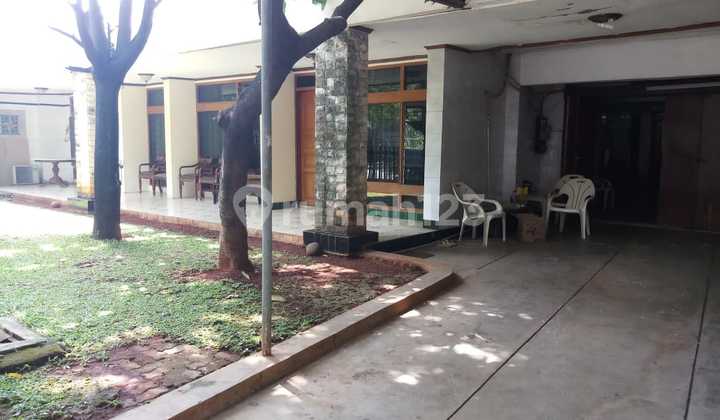 Rumah super asri di Hang Lekiu Kebayoran Baru Rumah super asri di Hang Lekiu Kebayoran Baru