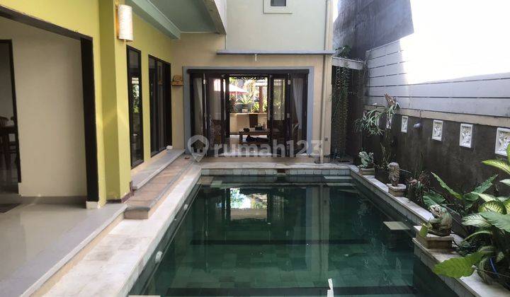 Cheap Luxury Houses in Renon Denpasar 1