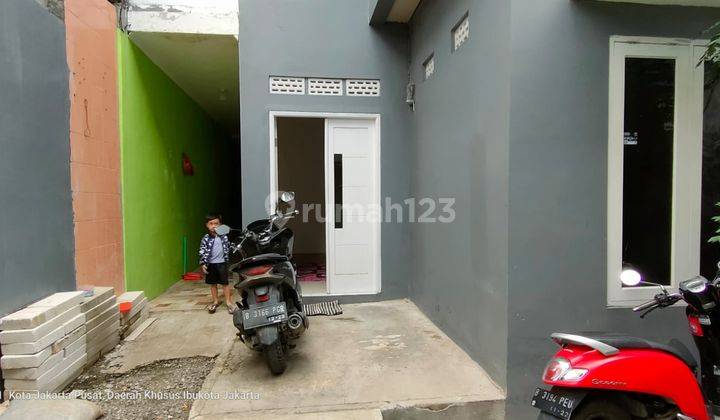 Kosan 20 Pintu Di Kebayoran Lama,jakarta Selatan 2