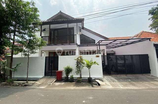 Rumah Cantik Baru Renov Lokasi Strategis Cempaka Putih Jakarta Pusat 1