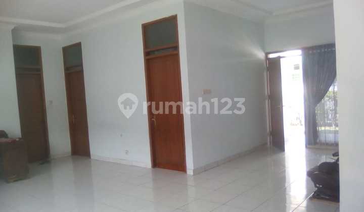Rumah SHM Jalan Kembar Rumah SHM Jalan Kembar