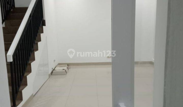 Disewa Rumah Brand New Permata Buana Jakarta Barat 2