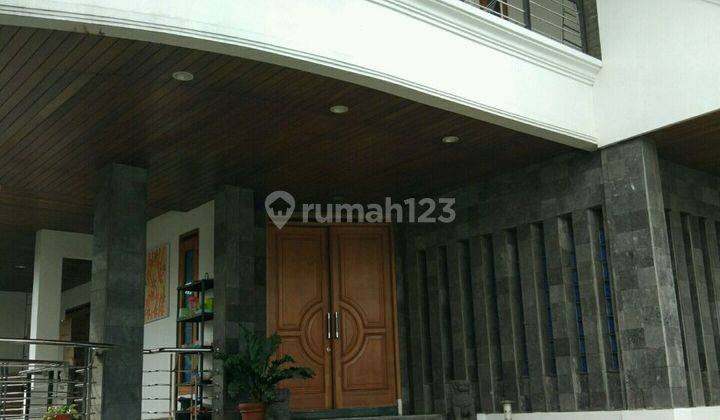 Rumah Mewah Di Sayap Sukajadi dengan View Bandung 1