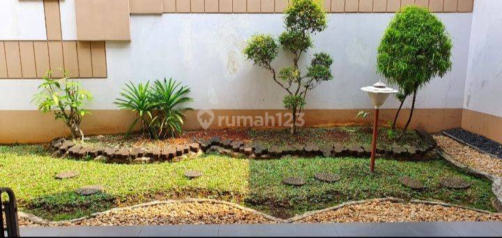 Dijual Rumah siap Huni di Intercon Taman Kebon Jeruk 2