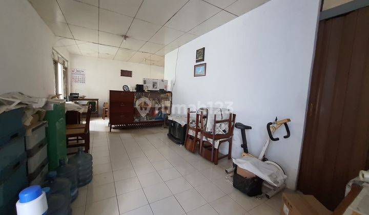 Di  Rumah hunian di Jl. Tebet Barat  2F  - Jakarta Selatan 2