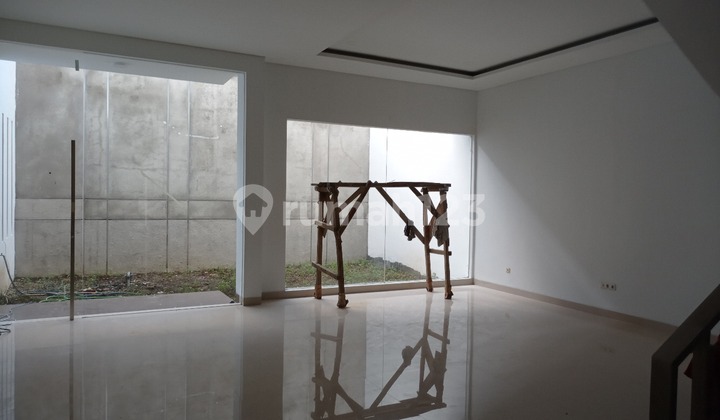 rumah baru 2 lantaiqp