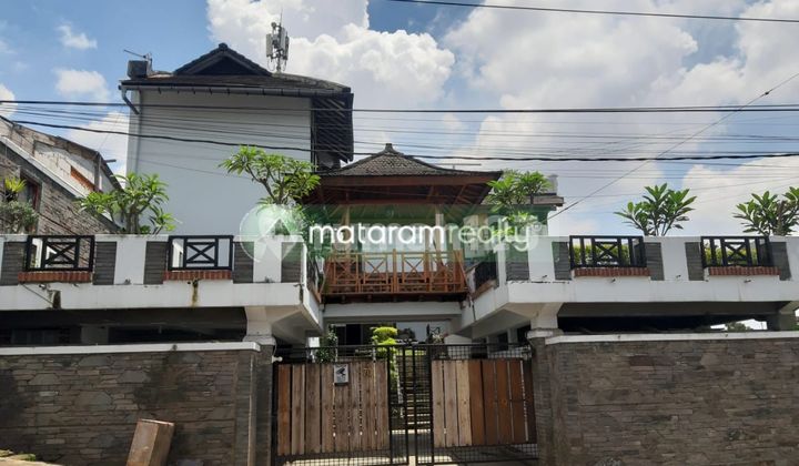 Rumah induk & rumah kost aktif dan selalu full, full view, dkt ke kampus2 TOP 